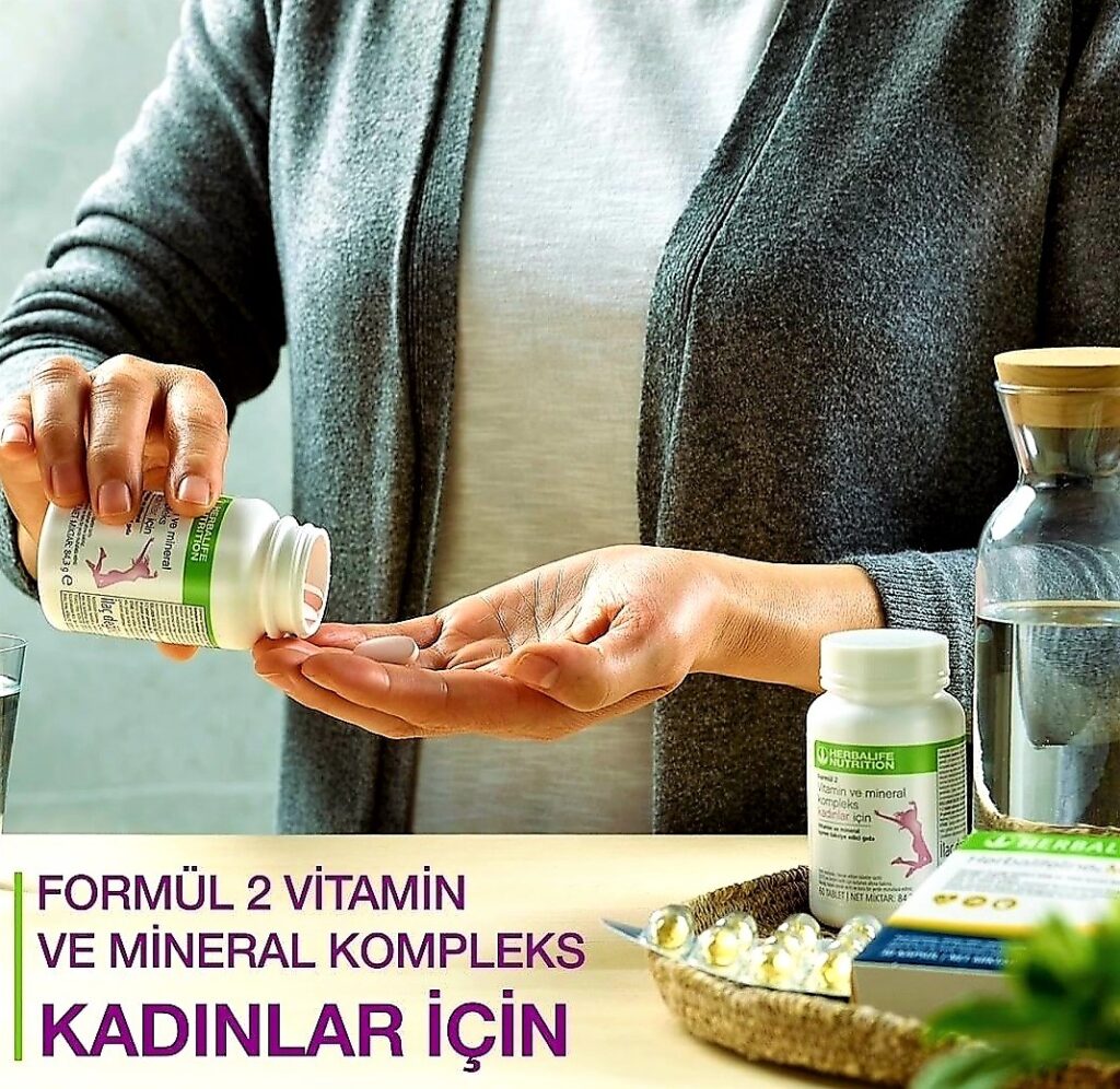 Kadınlar için özel vitamin mineral kompleks tablet.